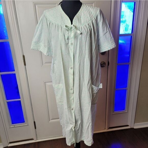 Vintage Ashley Taylor House Robe - Picture 1 of 4